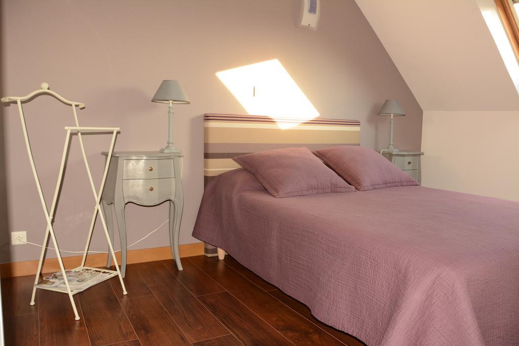 L'Aubinoise Bed & Breakfast Saint-Aubin-de-Luigne Phòng bức ảnh