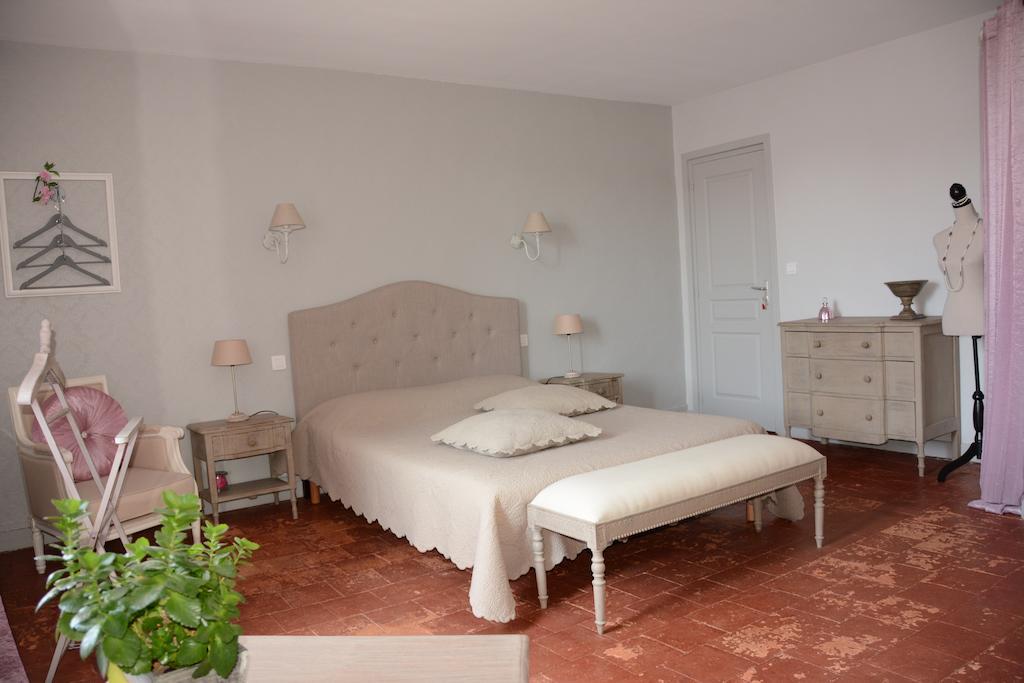 L'Aubinoise Bed & Breakfast Saint-Aubin-de-Luigne Phòng bức ảnh